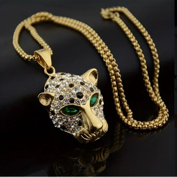 Leopard Head Pendant On 23” Chain - Picture 4 of 4